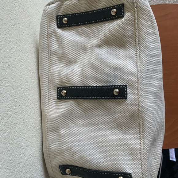 Dooney & Bourke Large Cream East West Grommet Tote Bag Shopper Handbag Purse - Picture 2 of 12